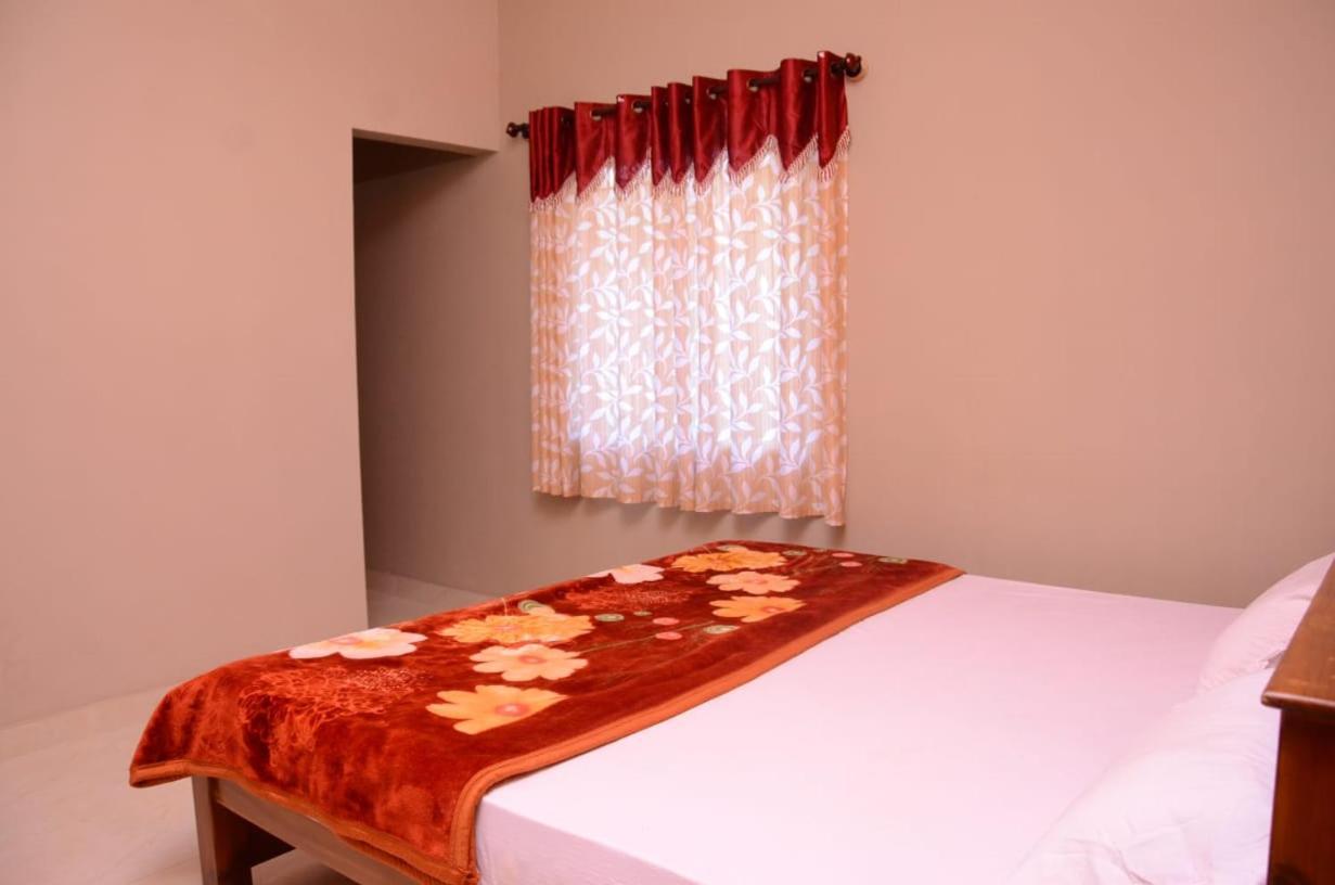 Coorg Girinivas Homestay 102 Madikeri Dış mekan fotoğraf