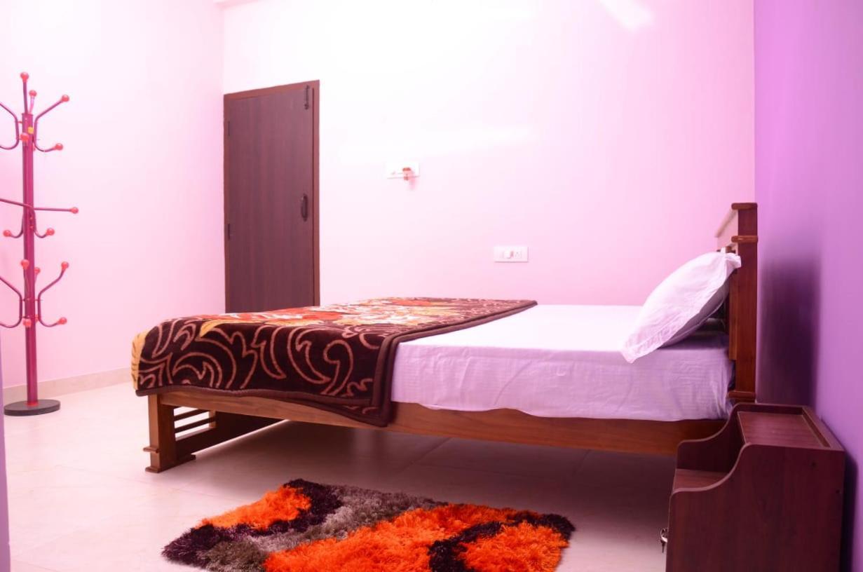 Coorg Girinivas Homestay 102 Madikeri Dış mekan fotoğraf